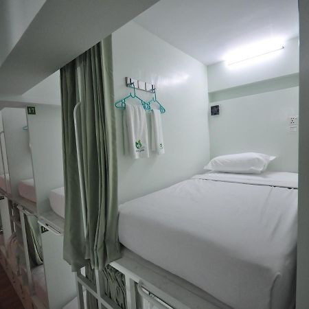 Hostel Latha Yangon Exterior foto