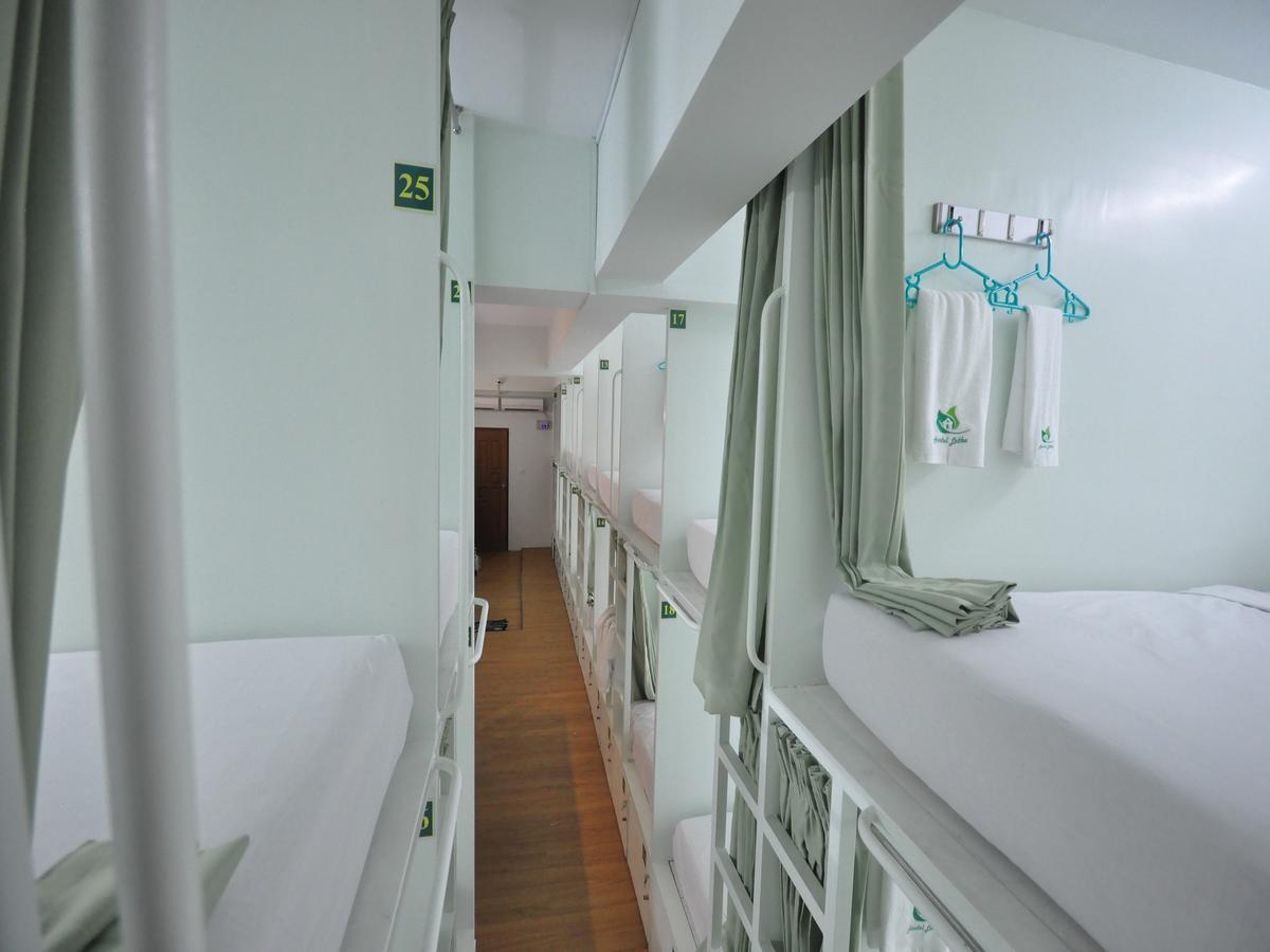 Hostel Latha Yangon Exterior foto